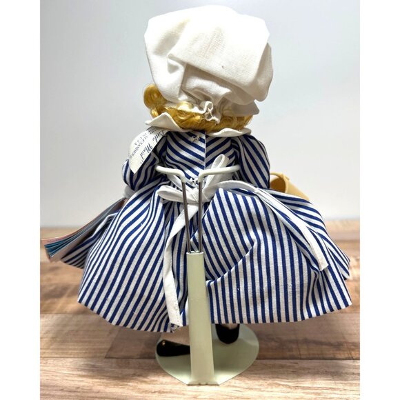 Madame Alexander 8in "Little Maid" Doll #423 - Picture 3 of 3
